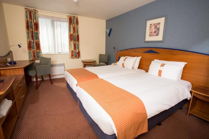 Knowsley Inn & Lounge Екстериор снимка
